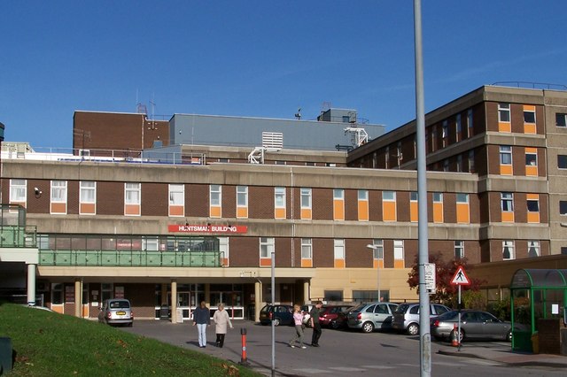 Recepción moderna de Clínica Dental